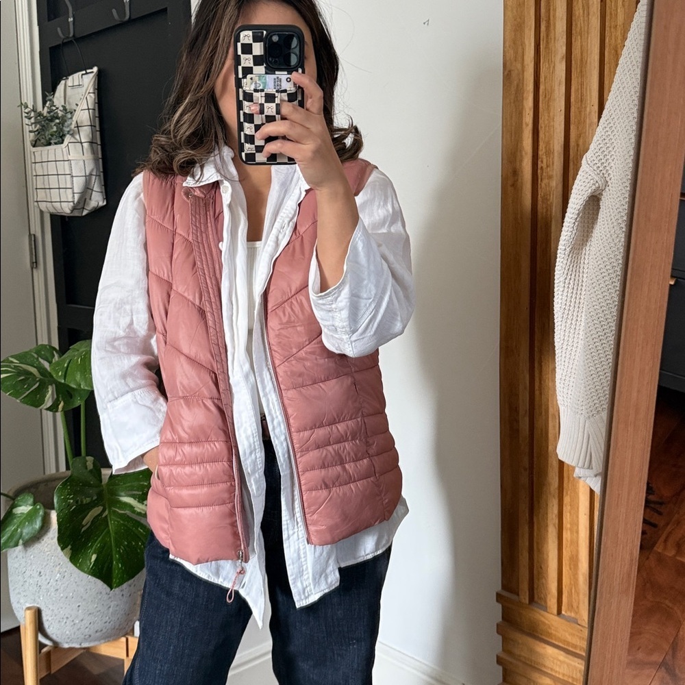 VERO MODA Zip Front Puffer Jacket Vest. Size‎ L